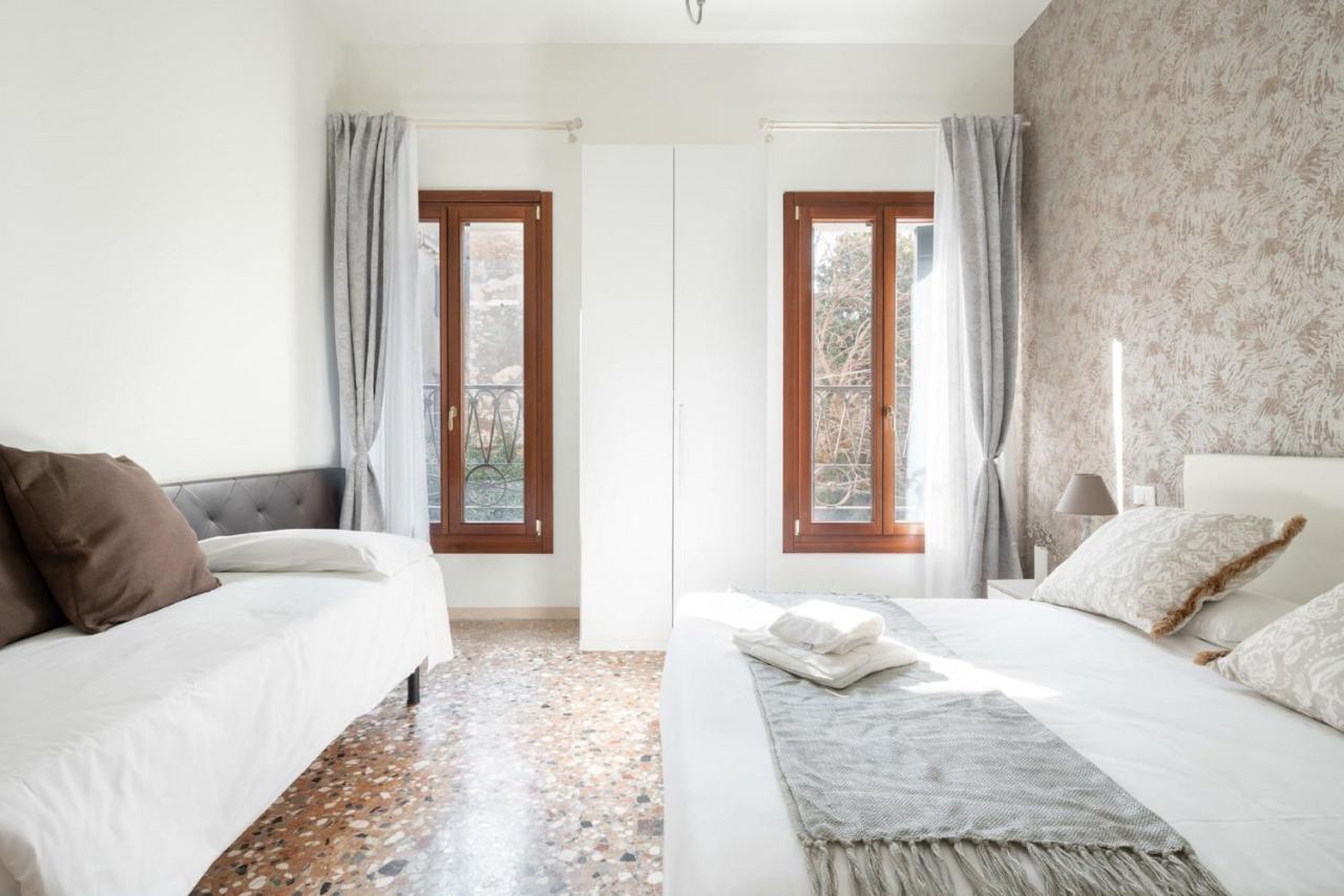 Accademia Charm Apartments By Wonderful Italy البندقية المظهر الخارجي الصورة