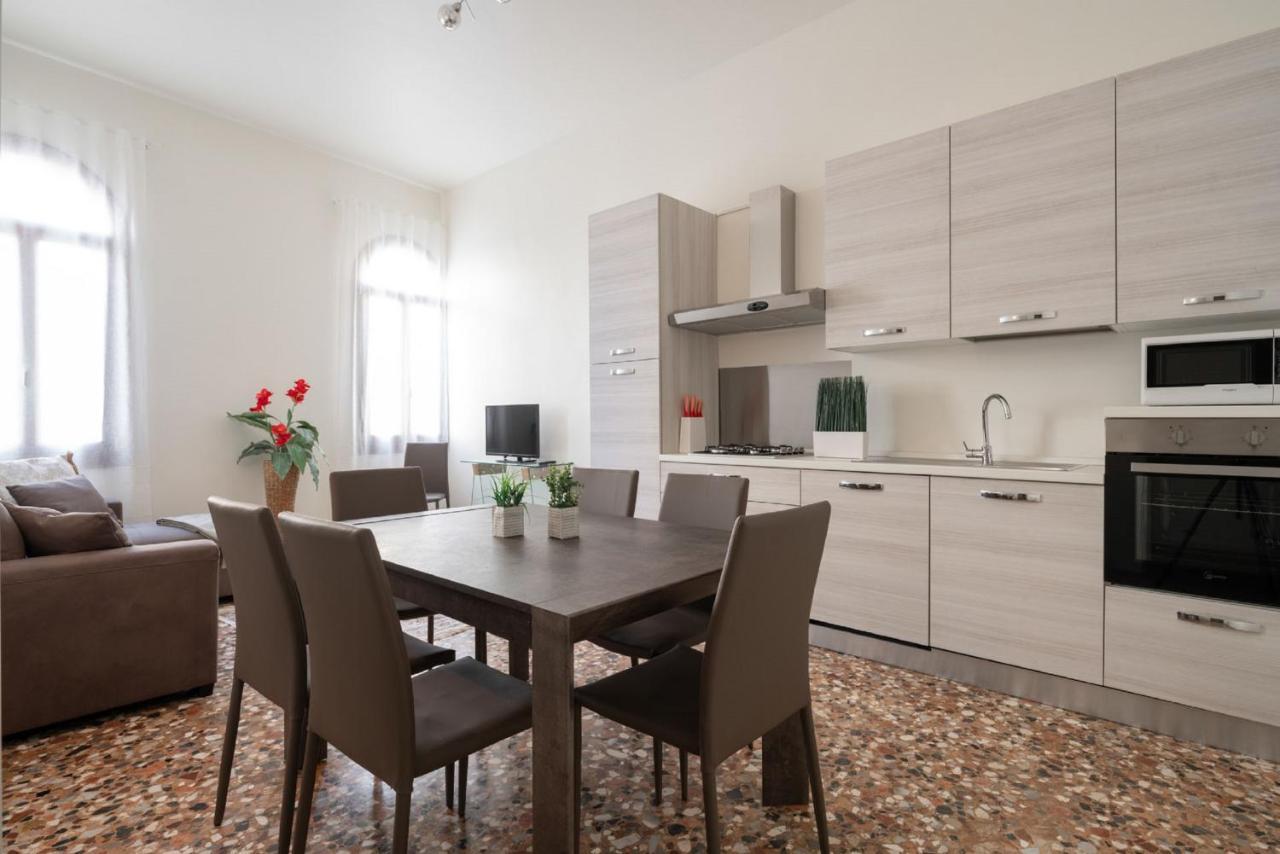 Accademia Charm Apartments By Wonderful Italy البندقية المظهر الخارجي الصورة