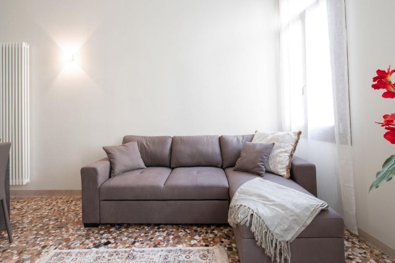 Accademia Charm Apartments By Wonderful Italy البندقية المظهر الخارجي الصورة