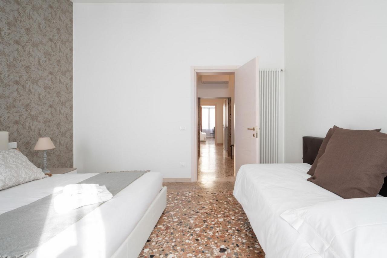 Accademia Charm Apartments By Wonderful Italy البندقية المظهر الخارجي الصورة