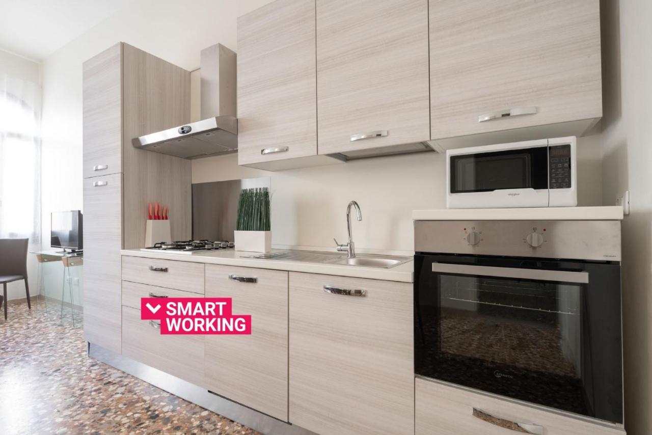 Accademia Charm Apartments By Wonderful Italy البندقية المظهر الخارجي الصورة