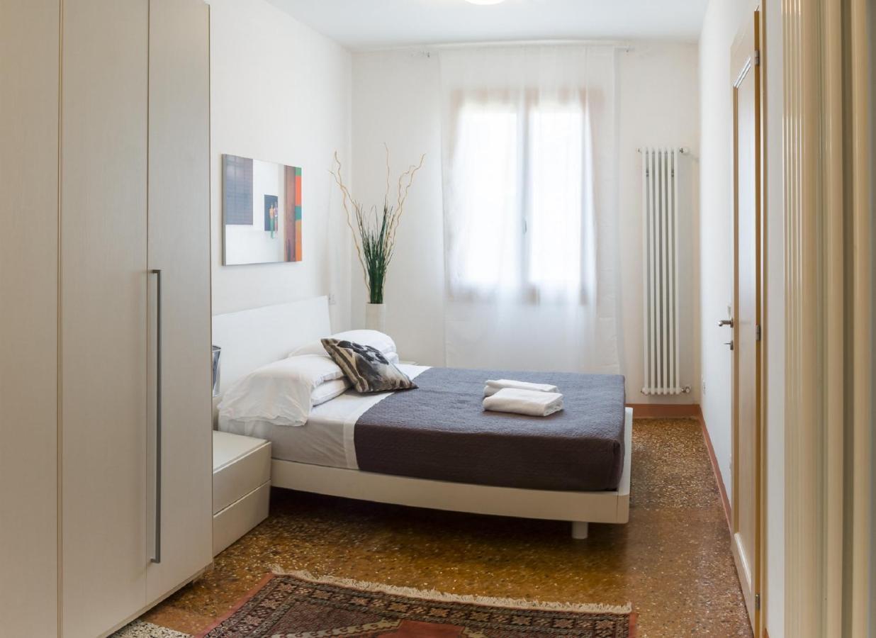 Accademia Charm Apartments By Wonderful Italy البندقية المظهر الخارجي الصورة