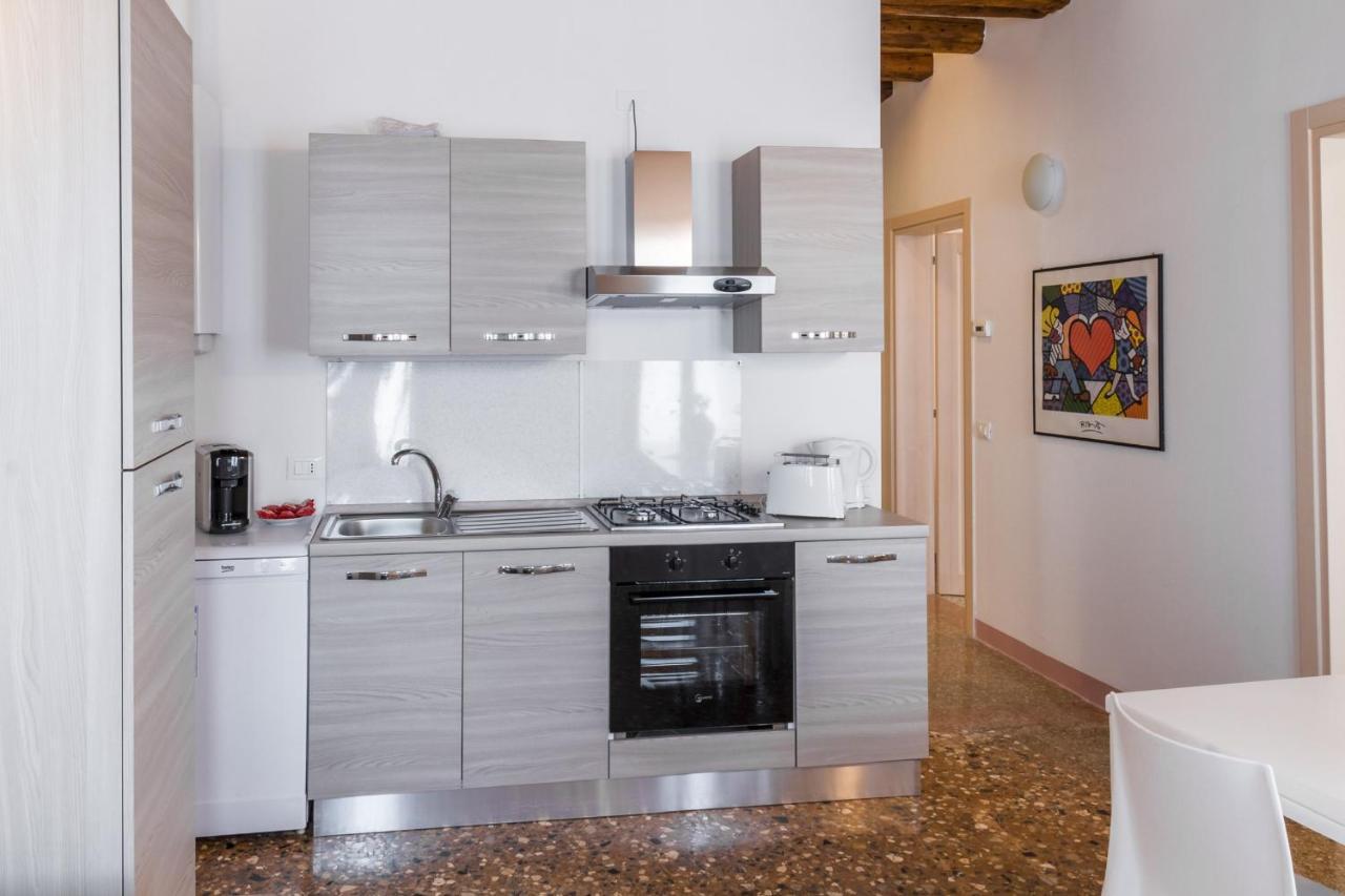 Accademia Charm Apartments By Wonderful Italy البندقية المظهر الخارجي الصورة