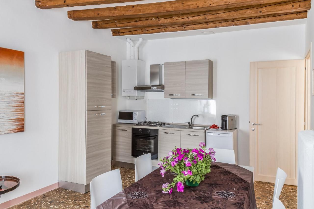 Accademia Charm Apartments By Wonderful Italy البندقية المظهر الخارجي الصورة