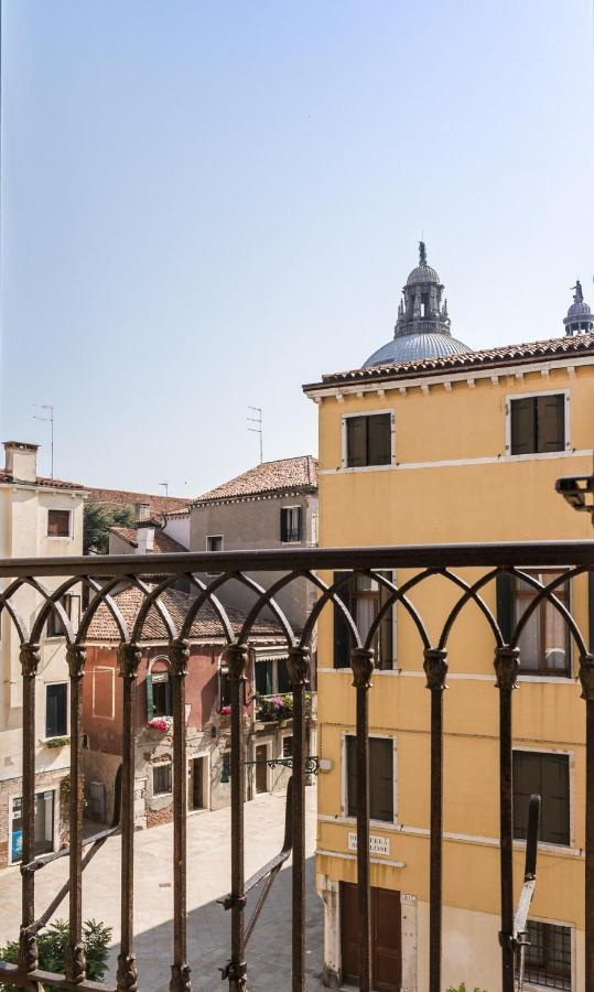 Accademia Charm Apartments By Wonderful Italy البندقية المظهر الخارجي الصورة