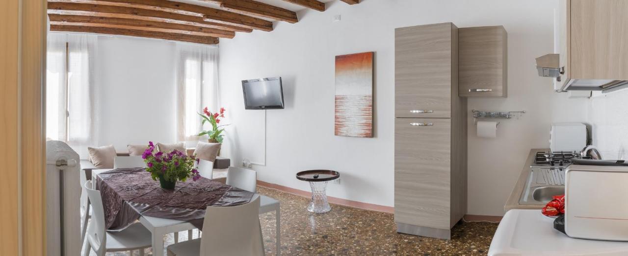 Accademia Charm Apartments By Wonderful Italy البندقية المظهر الخارجي الصورة
