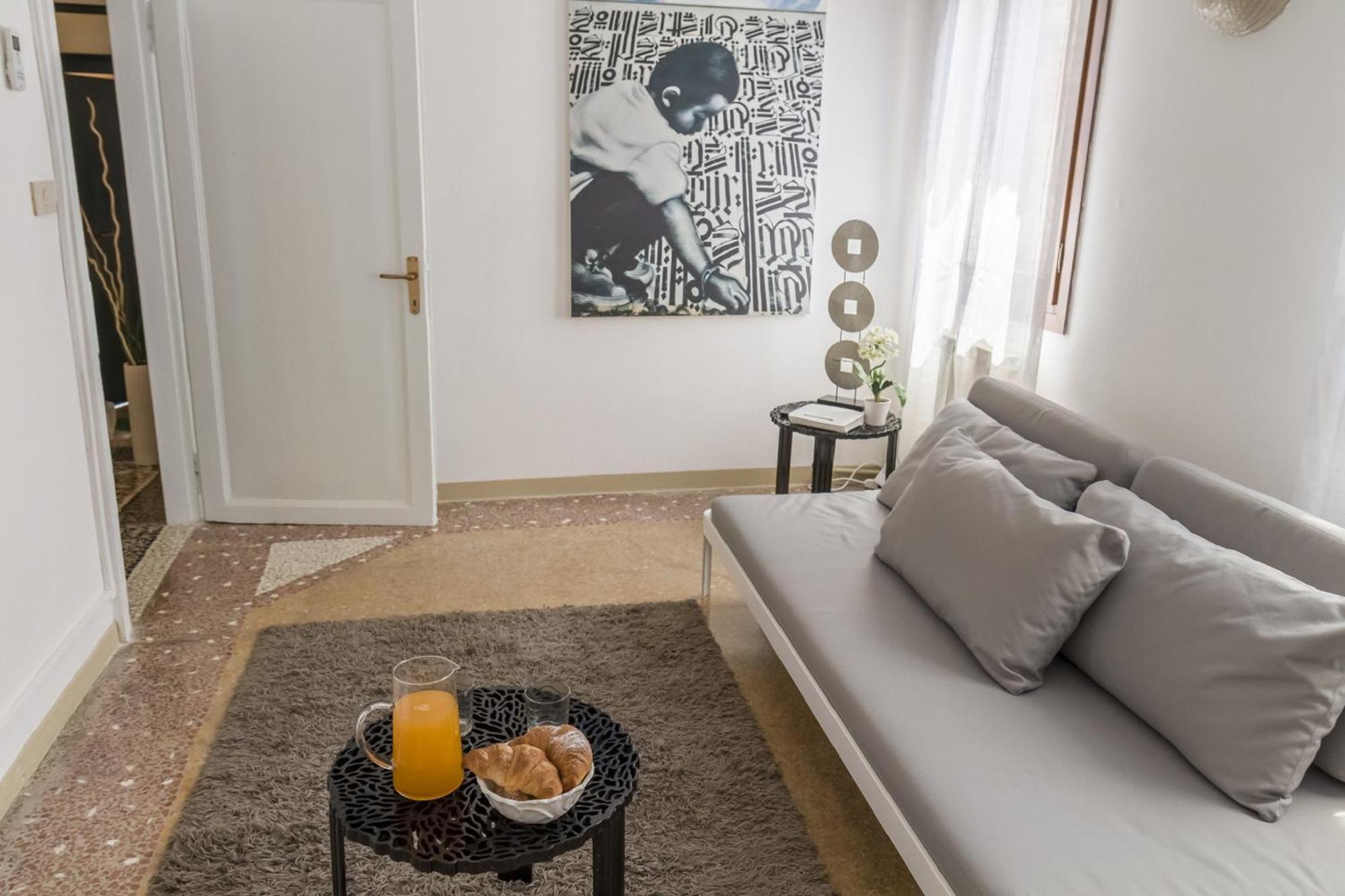 Accademia Charm Apartments By Wonderful Italy البندقية المظهر الخارجي الصورة